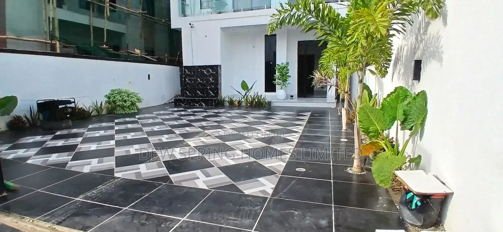 5bdrm Duplex in Ajah for sale