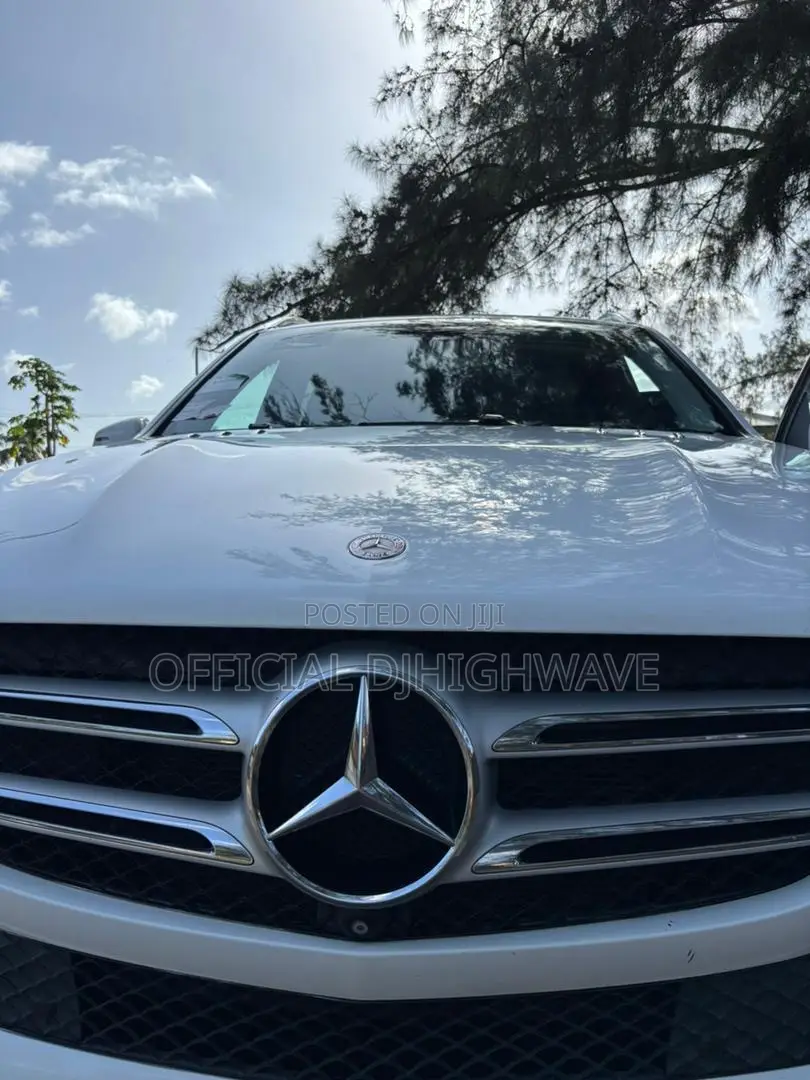 Mercedes-Benz GLE-Class 2016 White