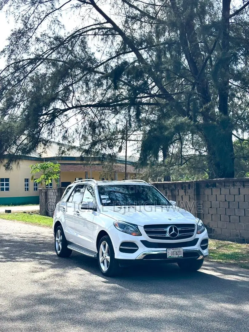 Mercedes-Benz GLE-Class 2016 White
