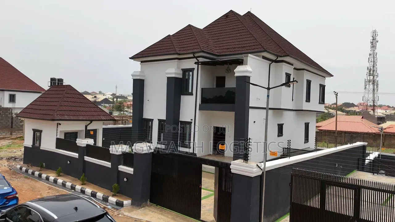 4bdrm Duplex in Lokogoma for sale