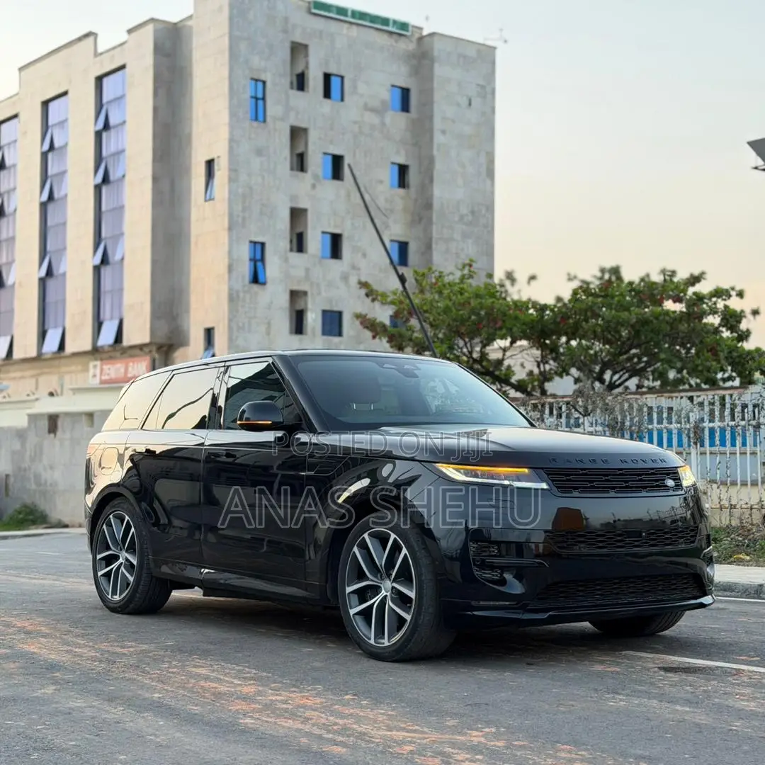 Land Rover Range Rover Sport P460 PHEV Dynamic SE 2025 Black