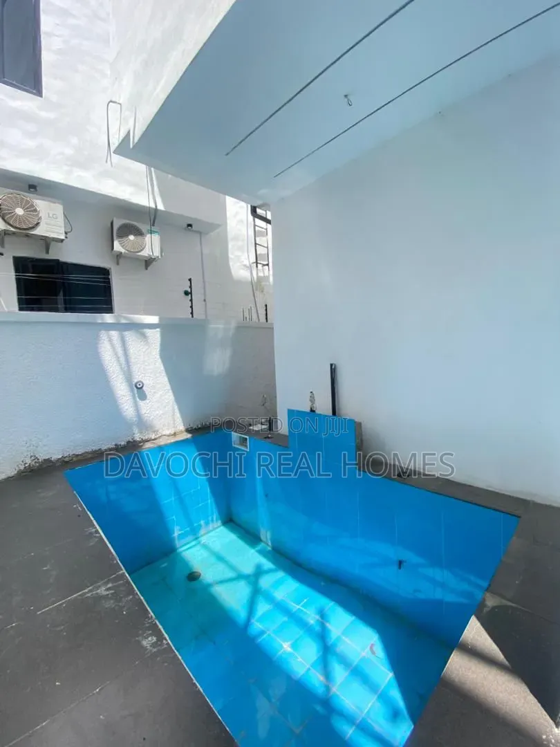 4bdrm Duplex in VGC / Ajah for sale
