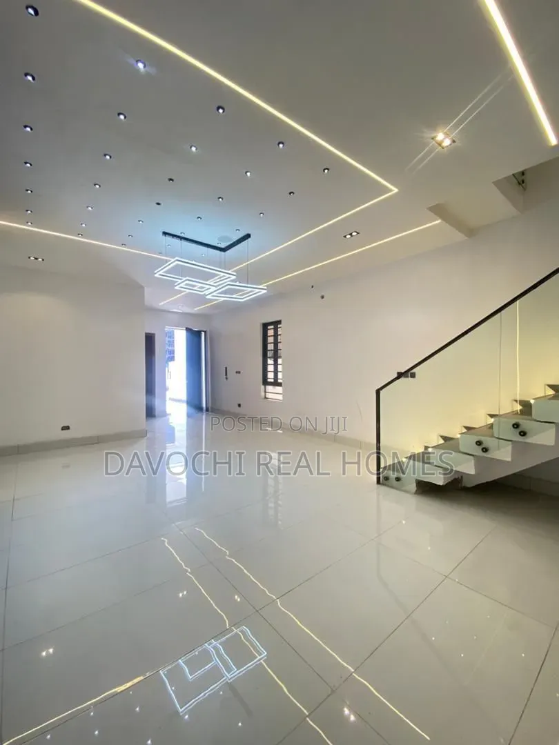 4bdrm Duplex in VGC / Ajah for sale