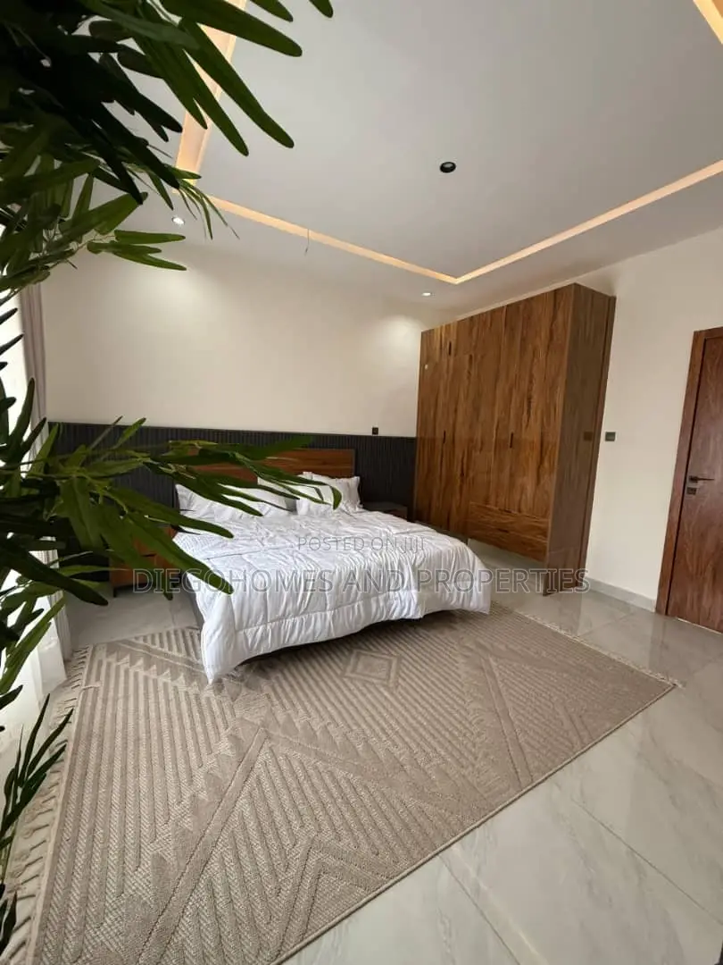 3bdrm Duplex in Eleko for sale