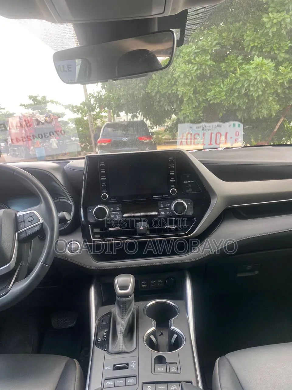 Toyota Highlander XLE 2022 Gray