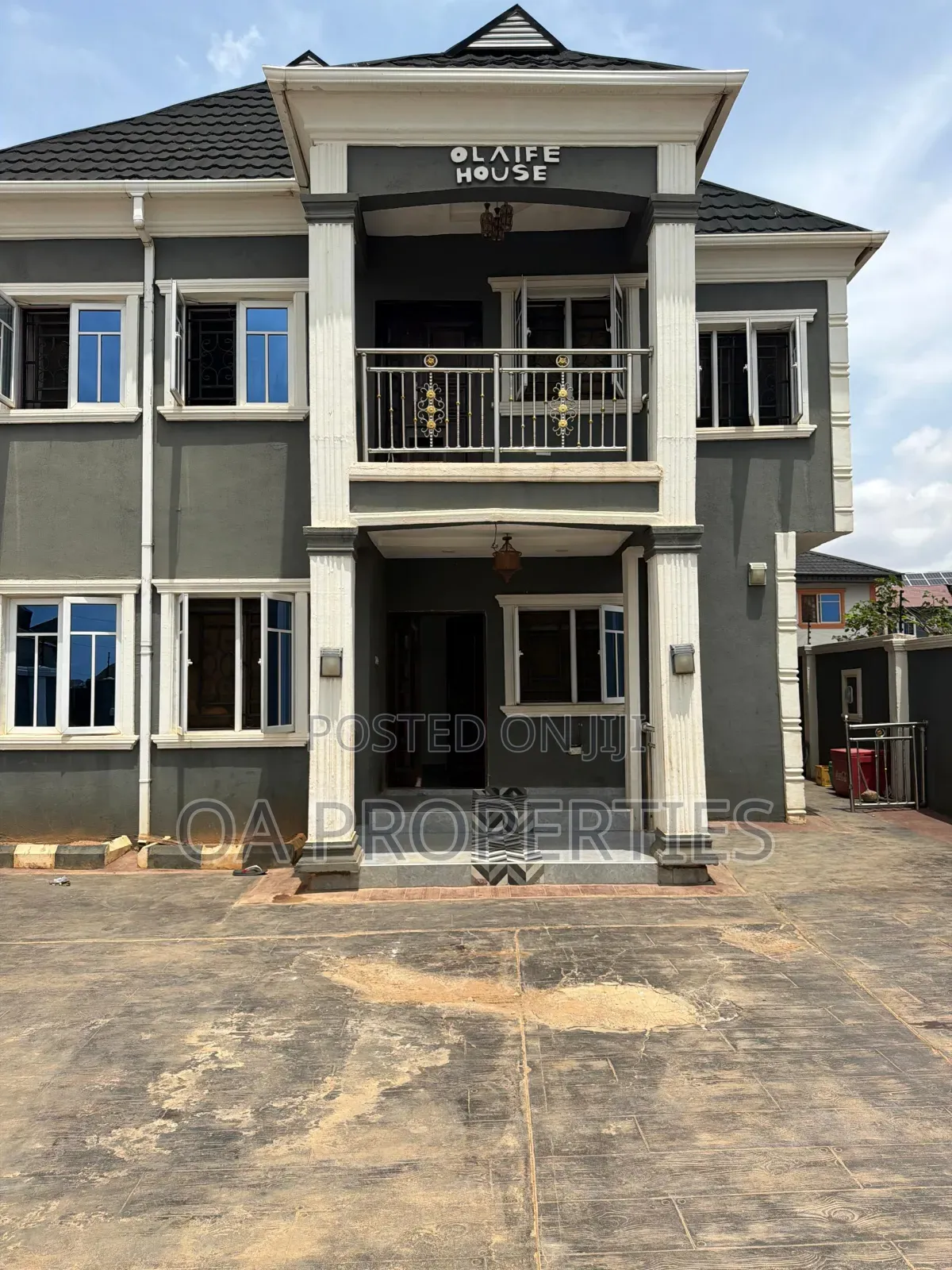 Furnished 5bdrm Duplex in Okebadan Estate, for sale