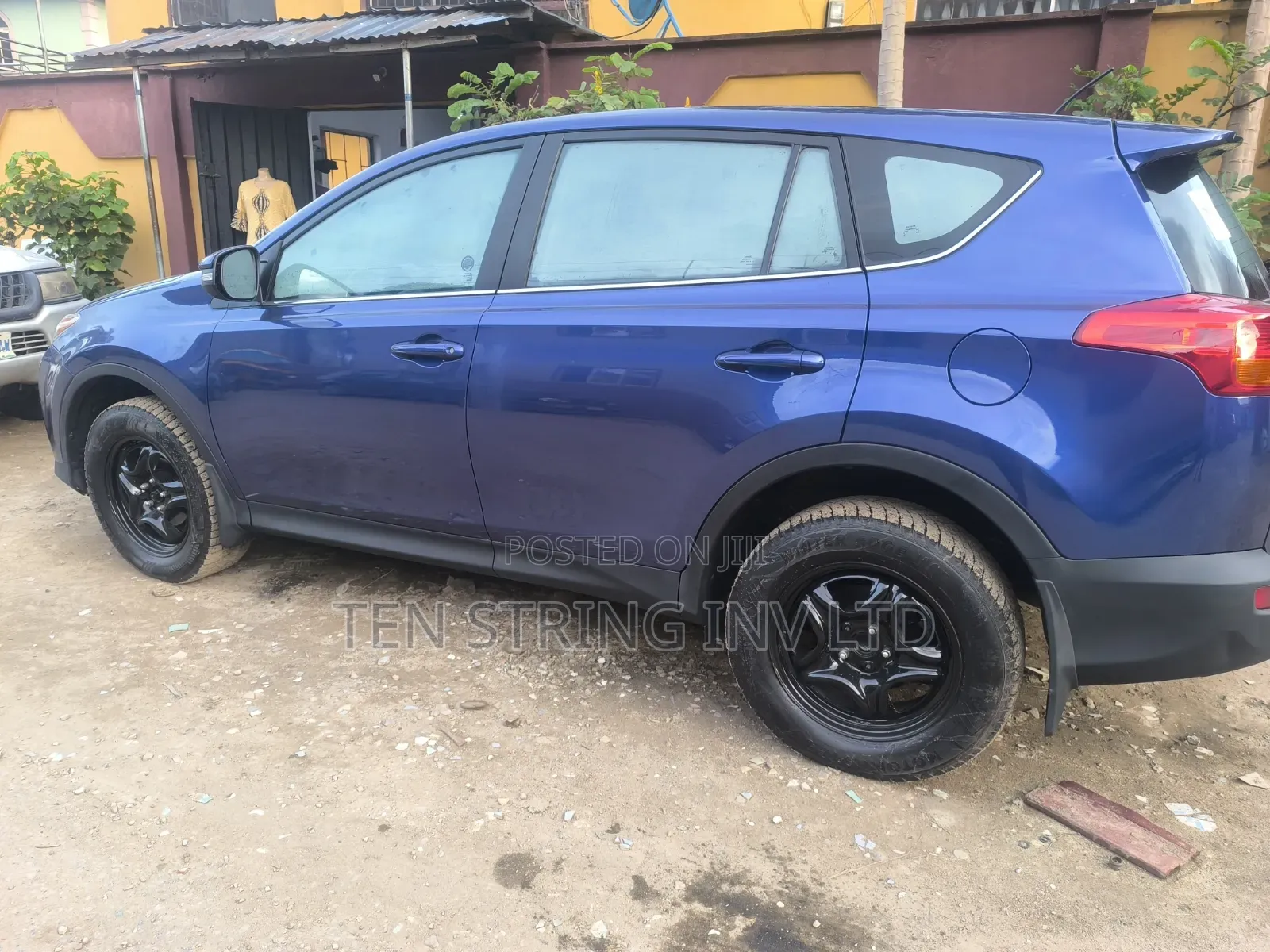 Toyota RAV4 LE 4dr SUV (2.5L 4cyl 6A) 2014 Blue