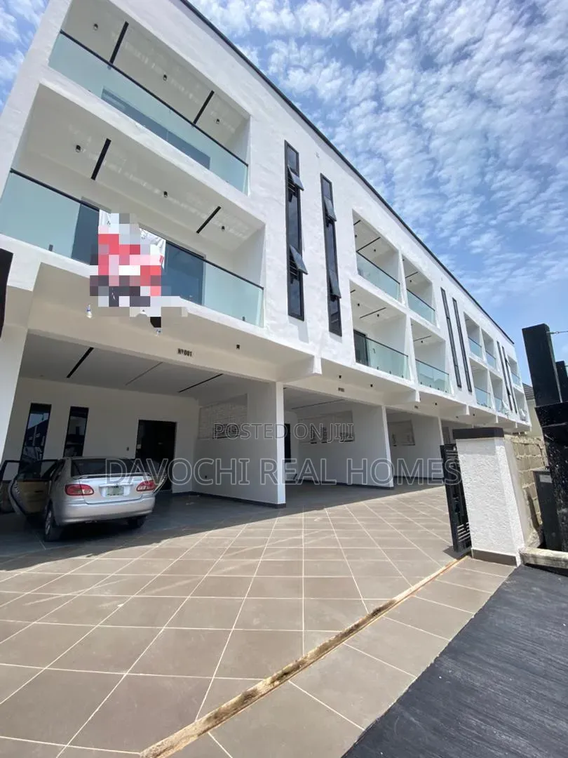 4bdrm Duplex in Lekki Phase 1 for sale