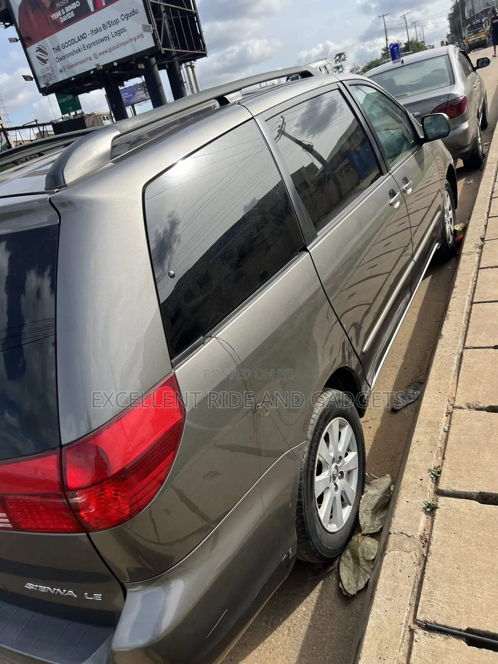 Toyota Sienna 2005 Gray