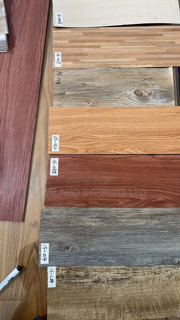 High Quality PVC Vinyl Flooring/ Carpet Tiles