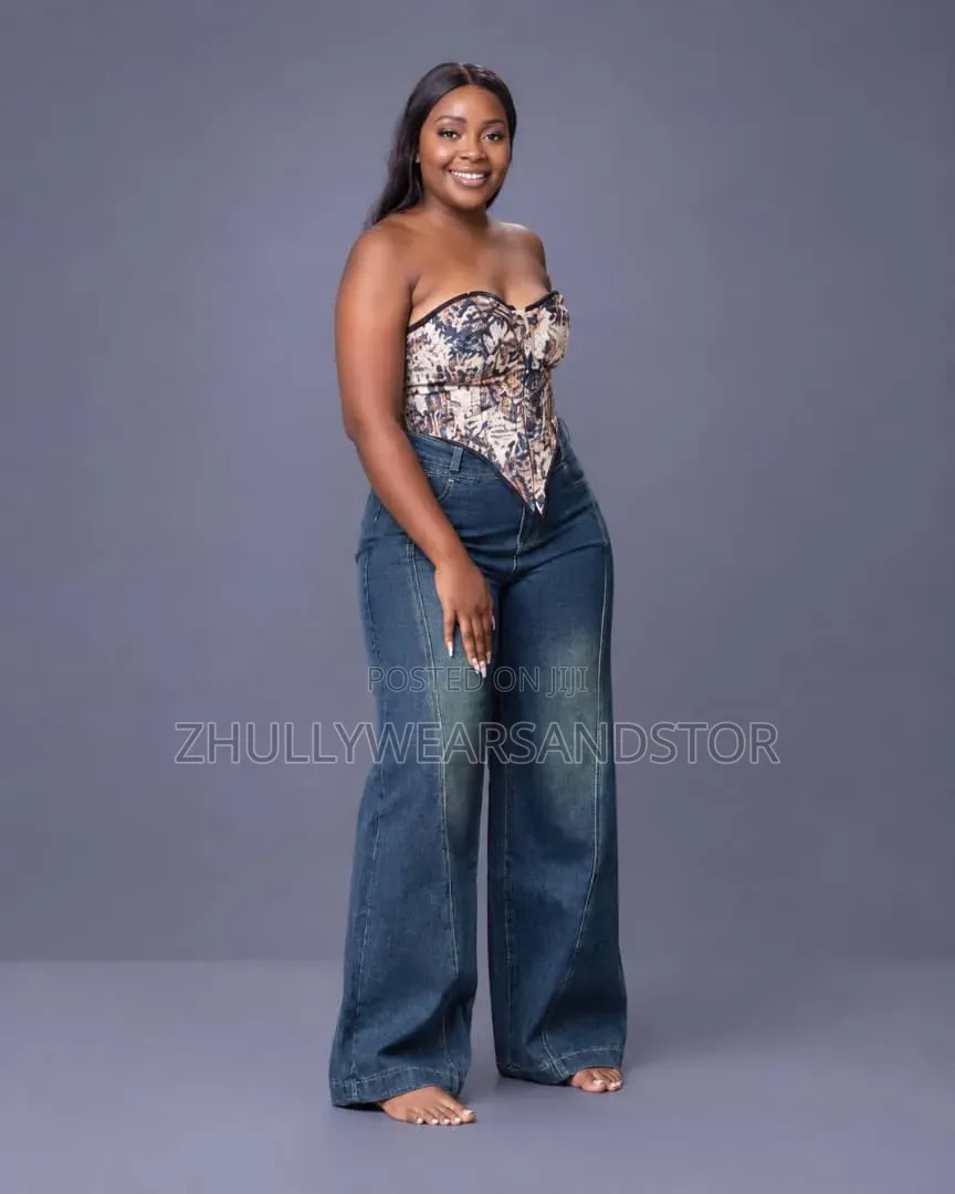 High Quality Luxury Baggy Jeans in Wholesale Bundle and Retail