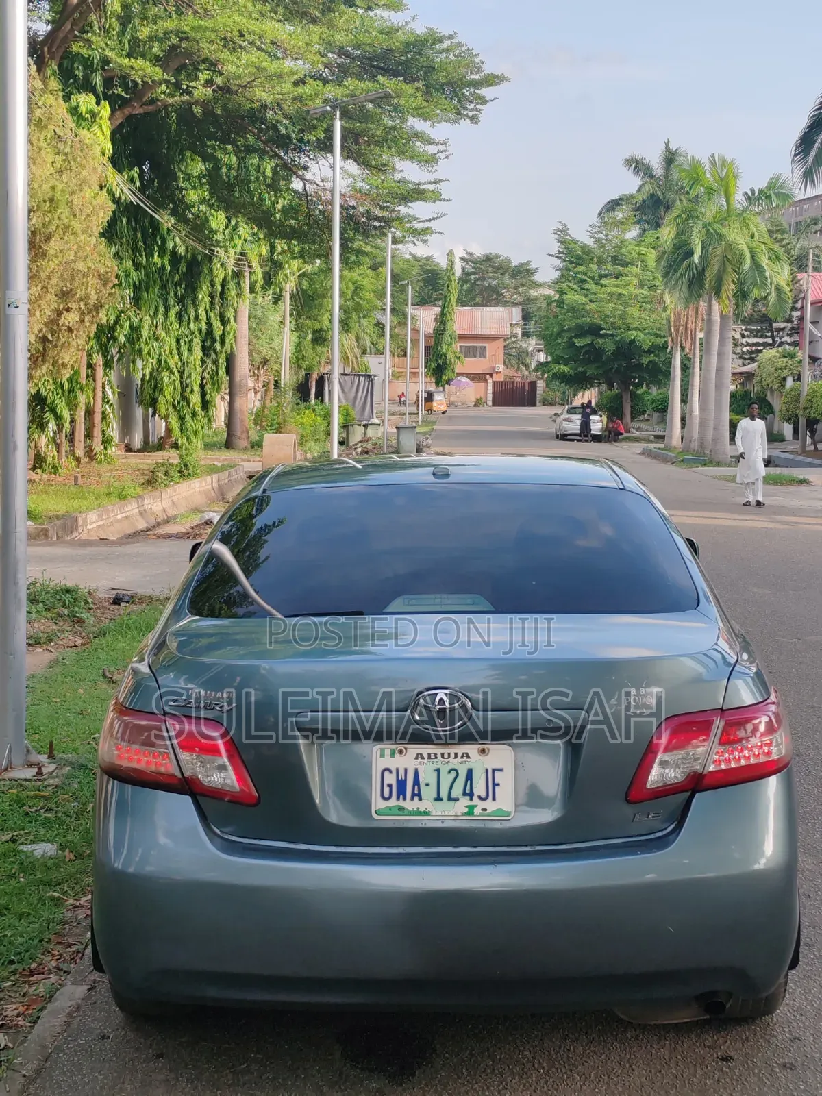 Toyota Camry LE 4dr Sedan (2.5L 4cyl 6AM) 2010 Blue
