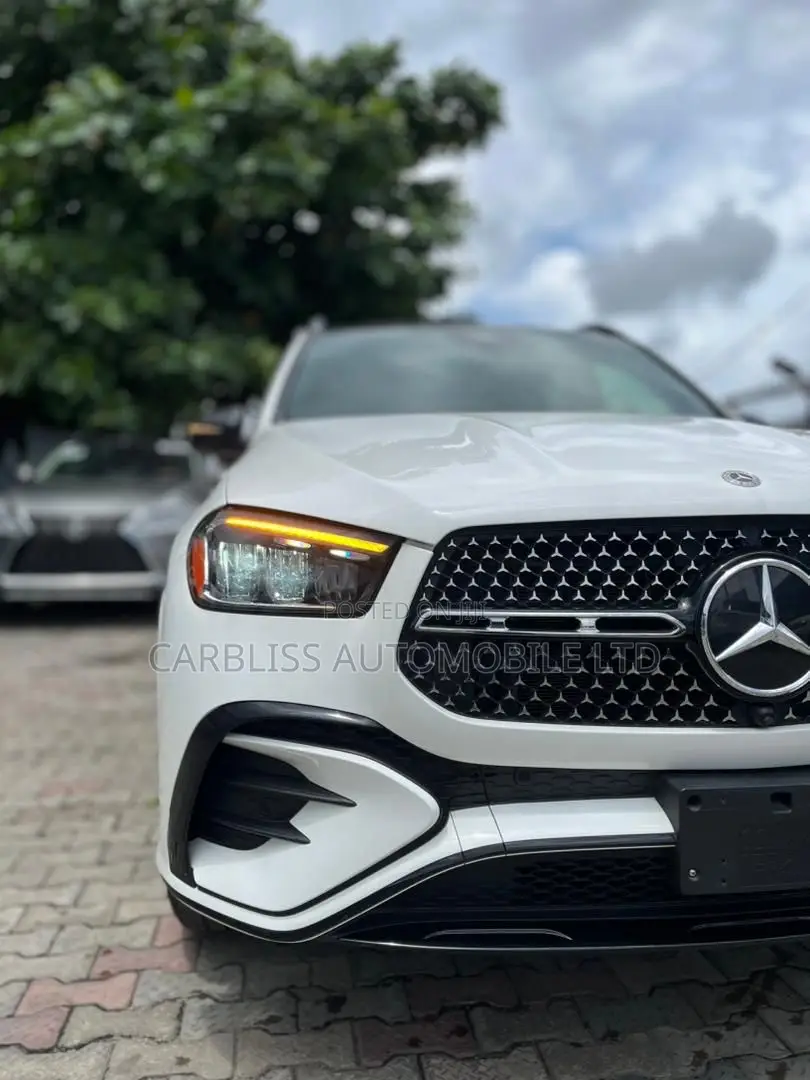 Mercedes-Benz GLE-Class GLE 350 4MATIC AWD 2025 Off white