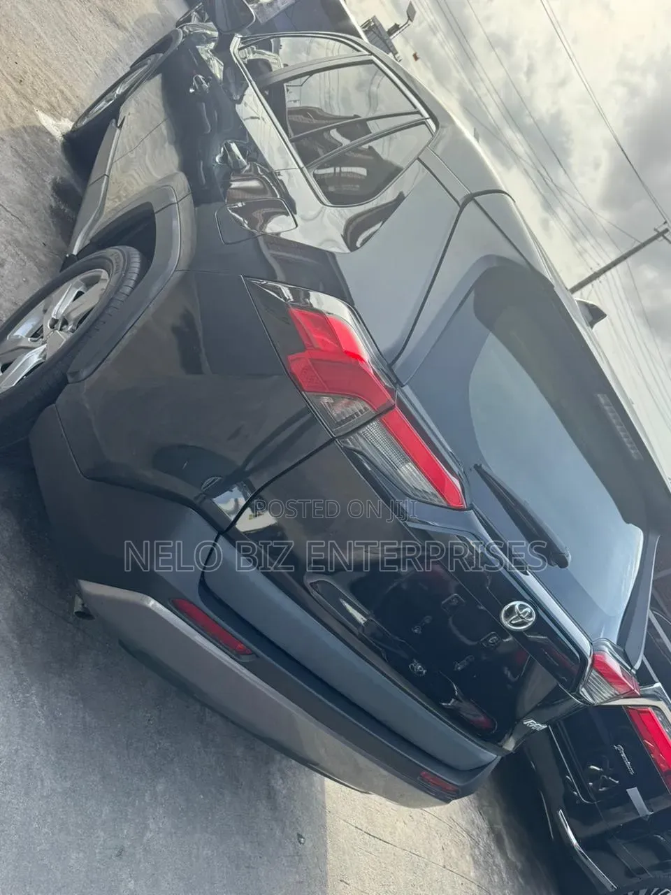 Toyota RAV4 Limited 2021 Black