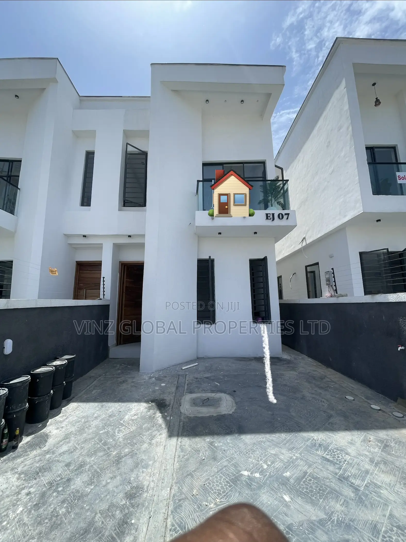 4bdrm Duplex in Lekki for rent