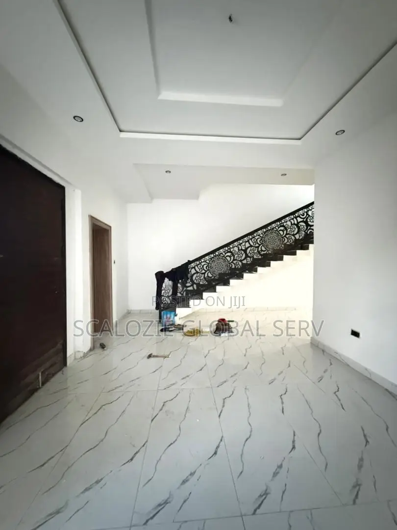 3bdrm Duplex in Shell Cooperative, for sale