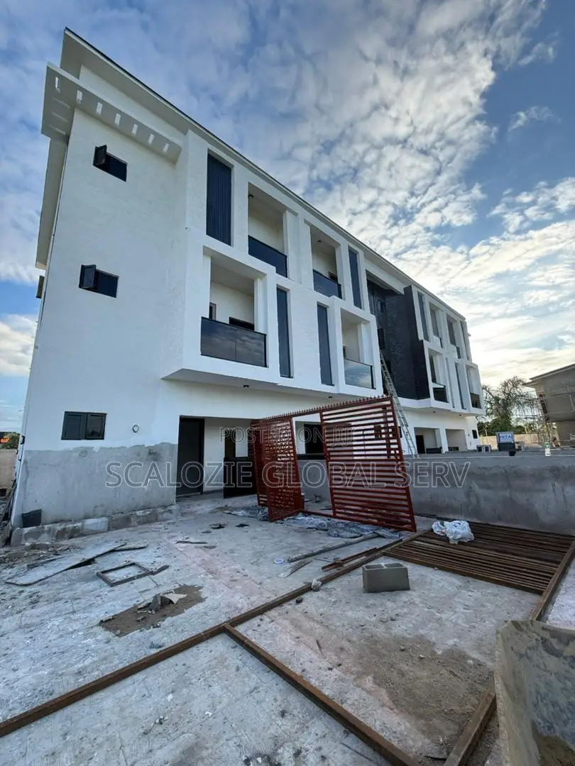 3bdrm Duplex in Shell Cooperative, for sale