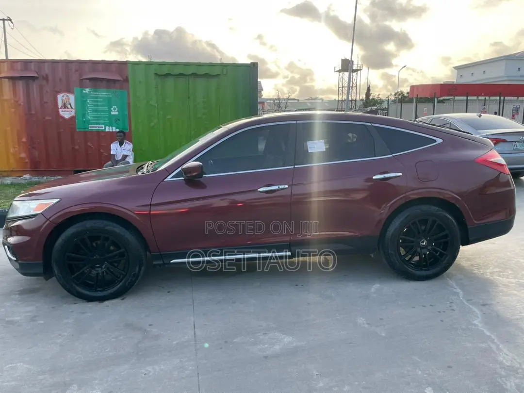 Honda Crosstour 3.5 AWD 2013 Burgundy