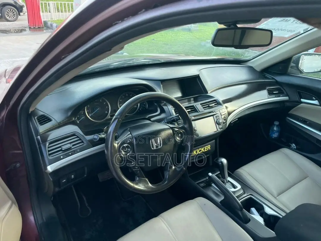 Honda Crosstour 3.5 AWD 2013 Burgundy