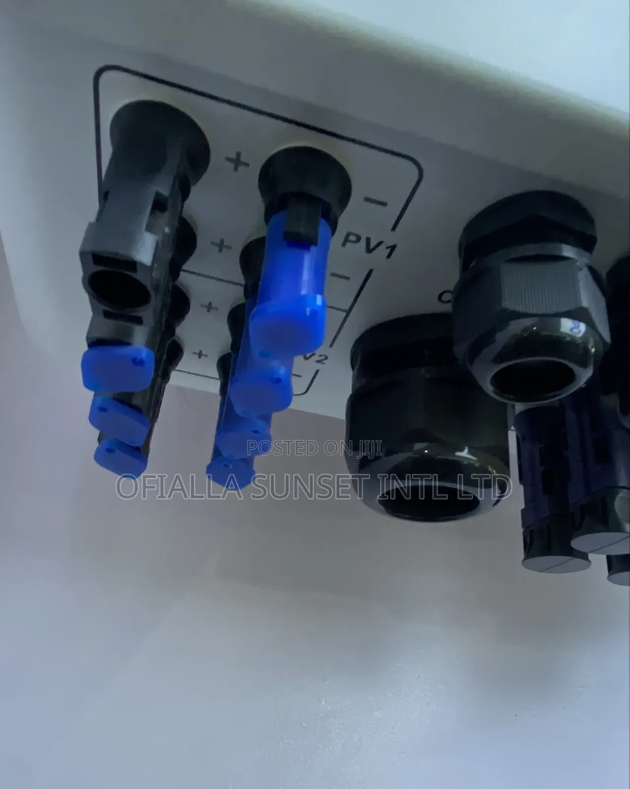 25kw Deye High Voltage 3 Phase Hybrid Inverter Sun--Sg01hp3-Eu-Bm2