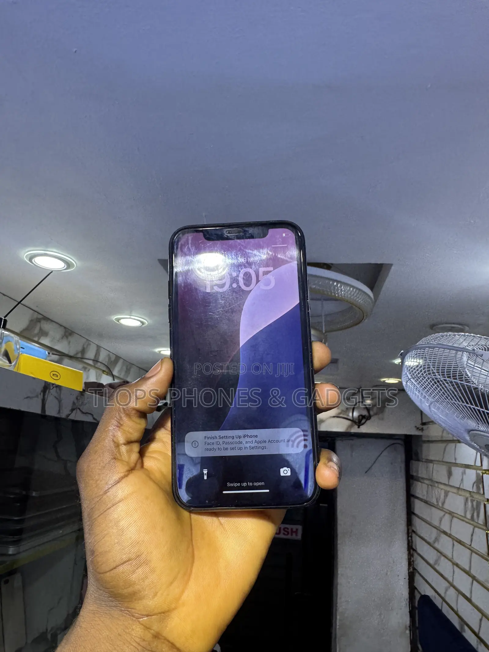 Apple iPhone XR 64 GB Black