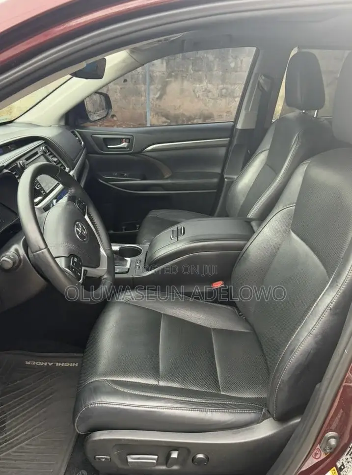 Toyota Highlander Limited 2019