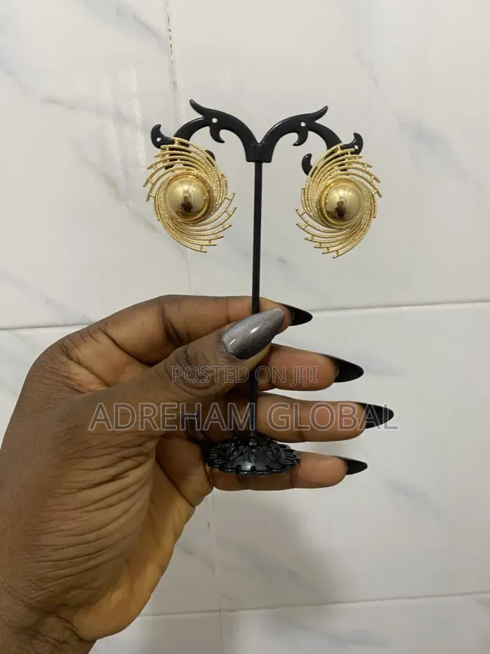 Quality Non Tarnish Sunbelle Fashion Earring