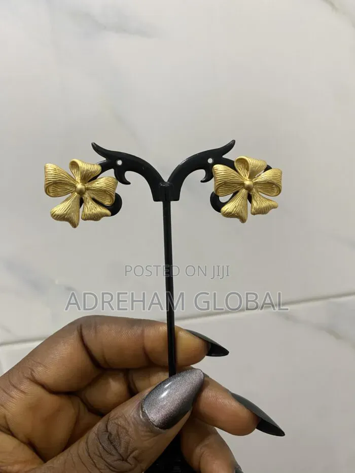 Quality Non Tarnish Sunbelle Fashion Earring