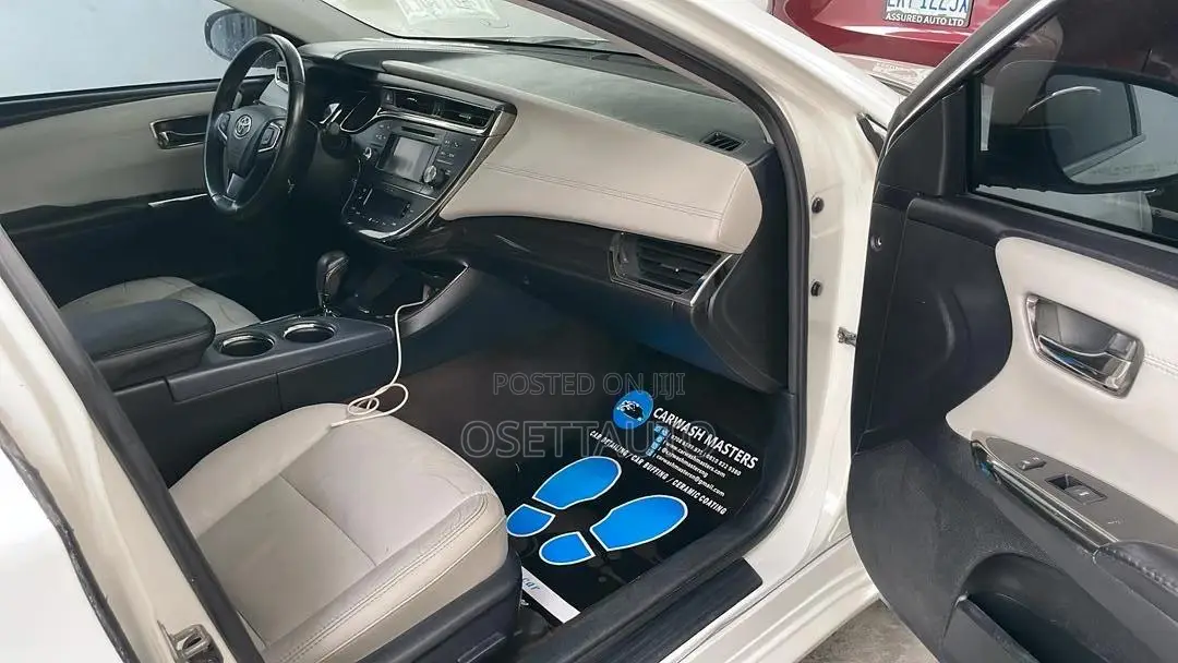 Toyota Avalon 2014 White
