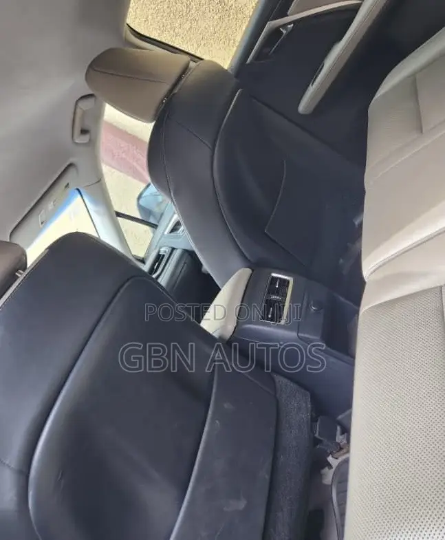 Lexus RX 350 FWD 2017 Gray