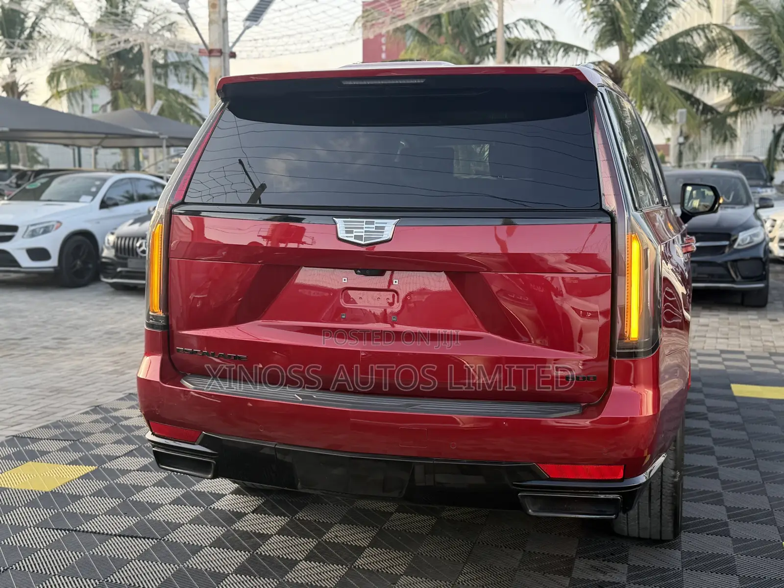 Cadillac Escalade 4WD 4dr Premium Luxury Platinum 2025 Red