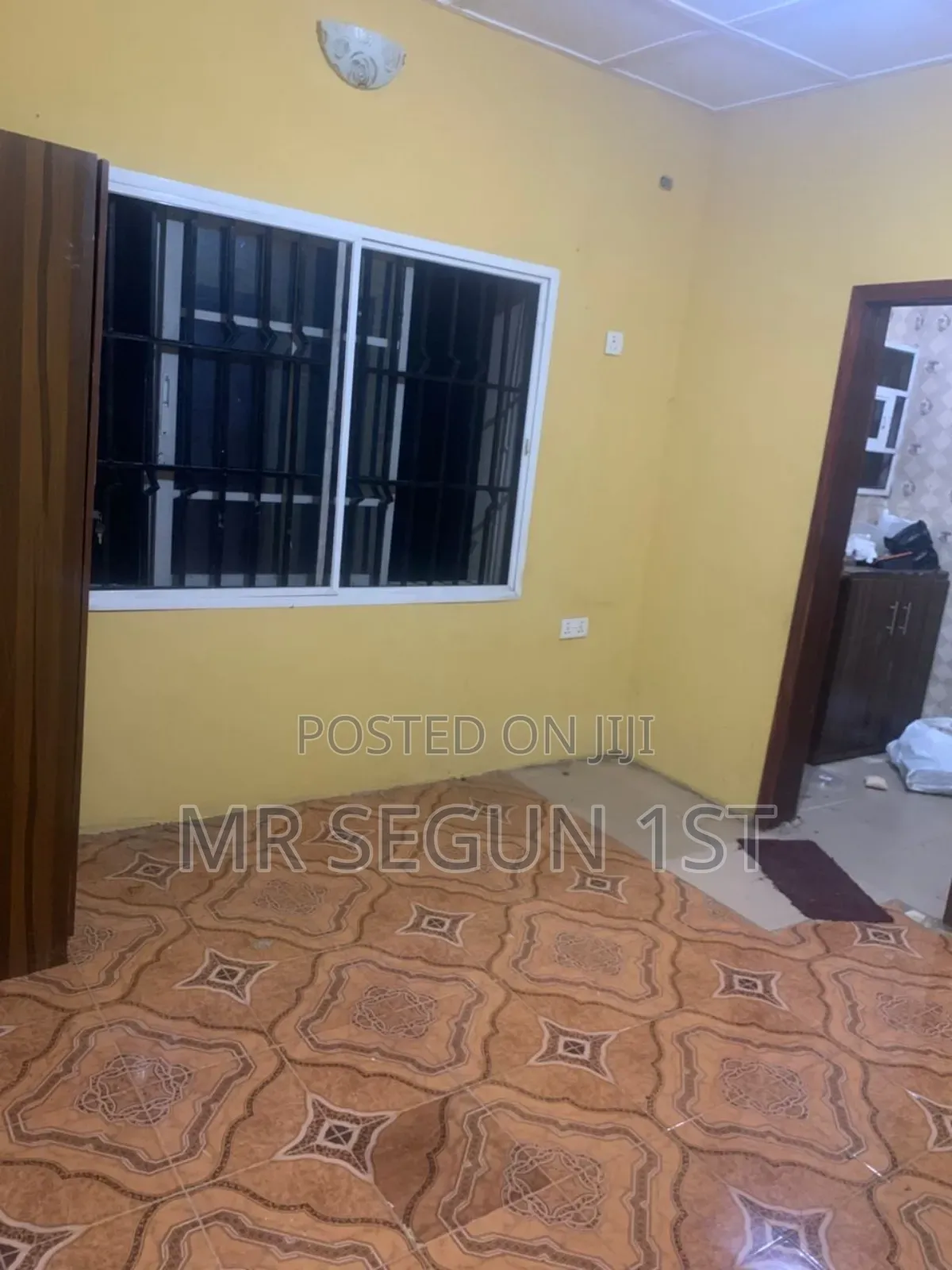 1bdrm Block of Flats in Glorious Estate, CHallenge / Ibadan for rent