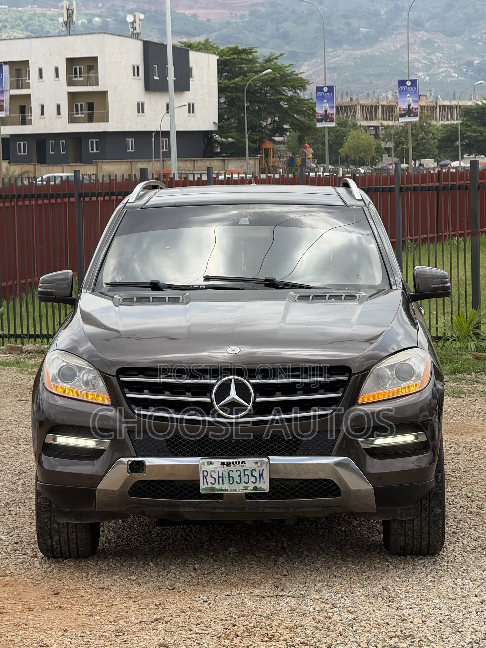 Mercedes-Benz M Class ML350 4MATIC 4dr SUV AWD (3.5L 6cyl 7A) 2014 Gray