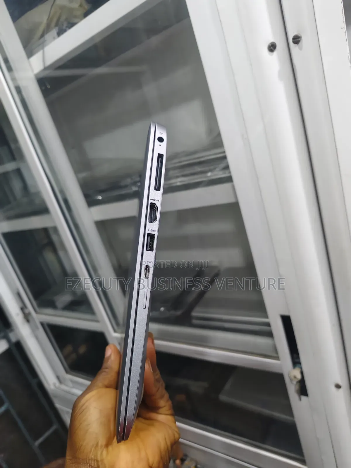 Laptop HP EliteBook 1040 G3 8GB Intel Core i5 SSD 256GB