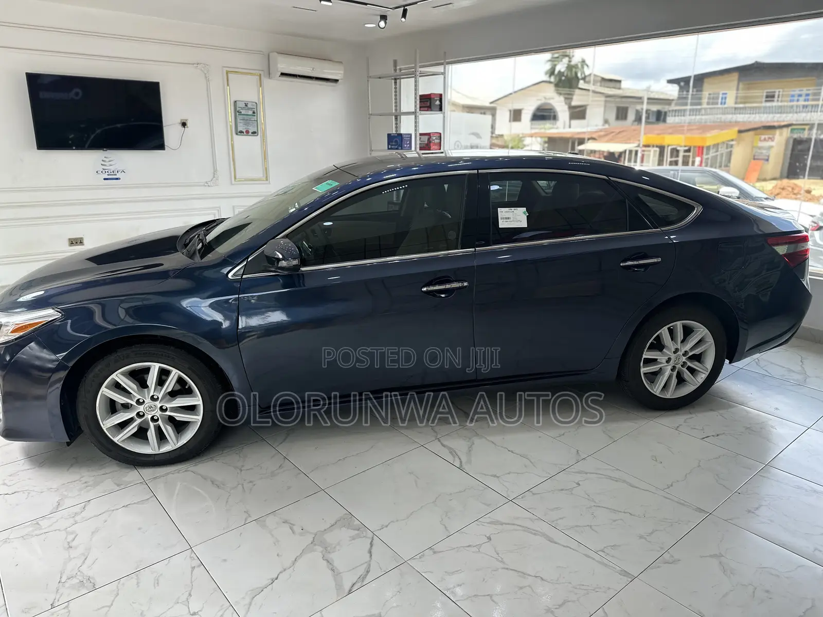 Toyota Avalon XLE 4dr Sedan (3.5L 6cyl 6A) 2015 Blue