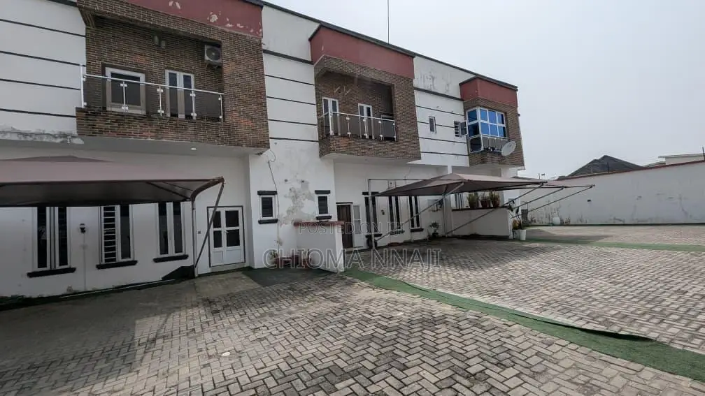 4bdrm Duplex in Lekki for rent
