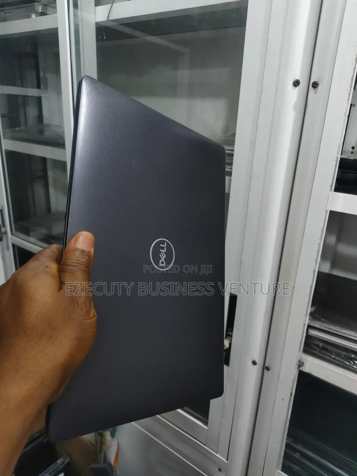 Laptop Dell Latitude 5400 8GB Intel Core i7 SSD 256GB