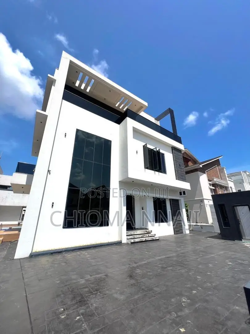 6bdrm Duplex in Lekki for sale
