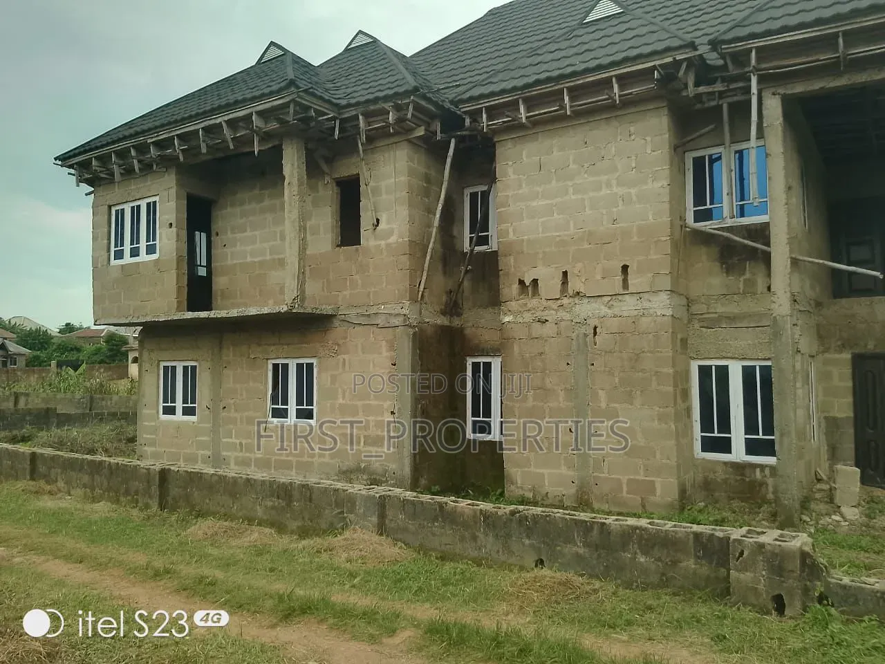5bdrm Duplex in Shallom Estate, Ibadan for sale