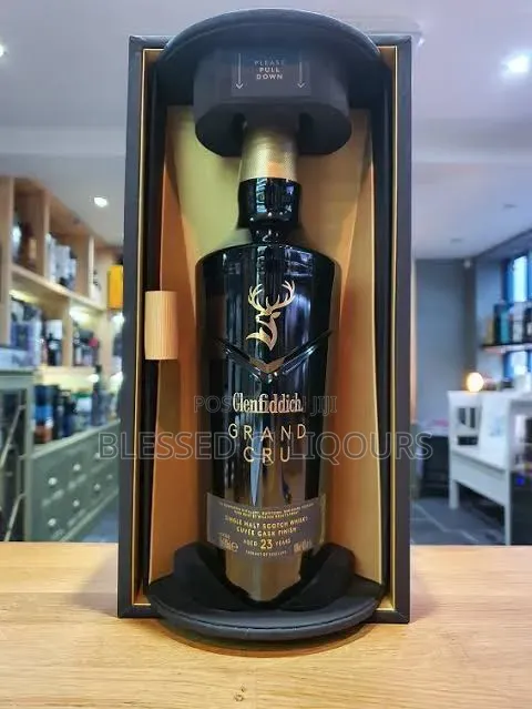 Glenfiddich Grand Cru 23 Yrs by 12 BTLS