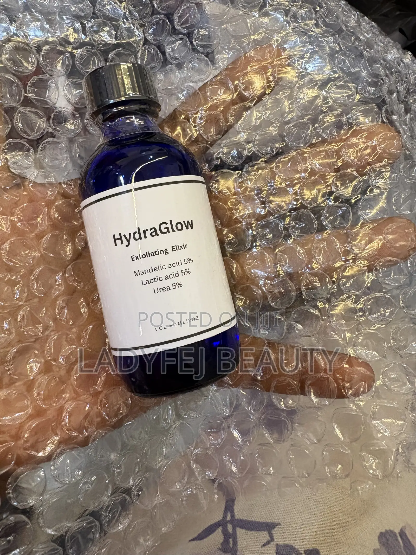 Hydraglow Exfoliating Elixir With Mandelic and Lactic Acid