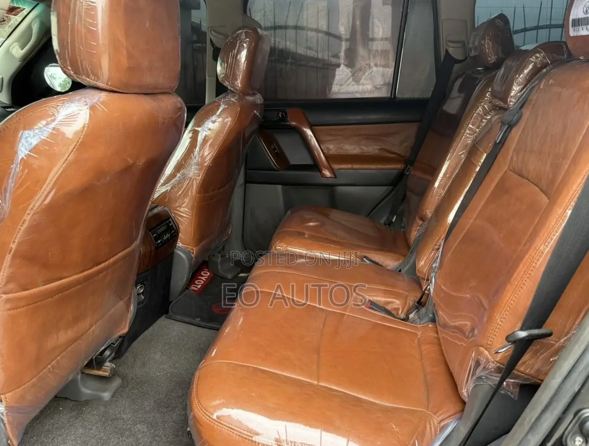 Toyota Land Cruiser Prado 2020 Black