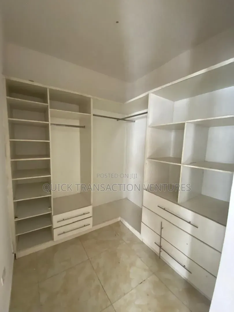 4bdrm Duplex in Ikate for rent