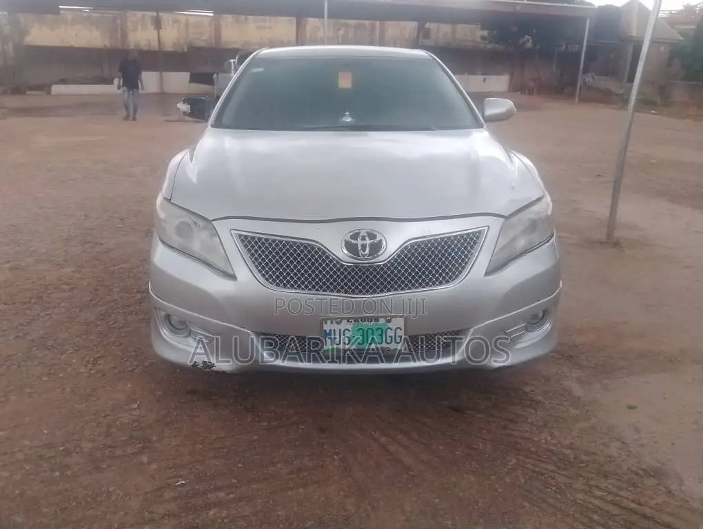 Toyota Camry 2008 Silver