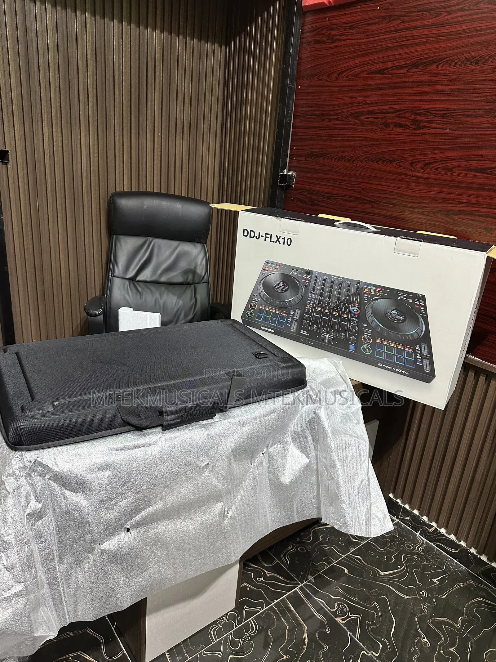 Pioneer DDJ Flx10 With Bag