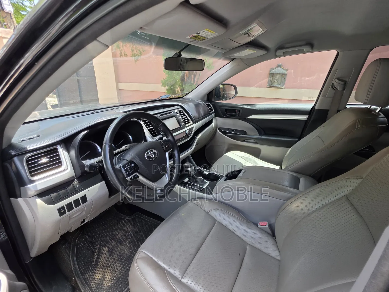 Toyota Highlander LE Plus 4dr SUV AWD (3.5L 6cyl 6A) 2015 Black