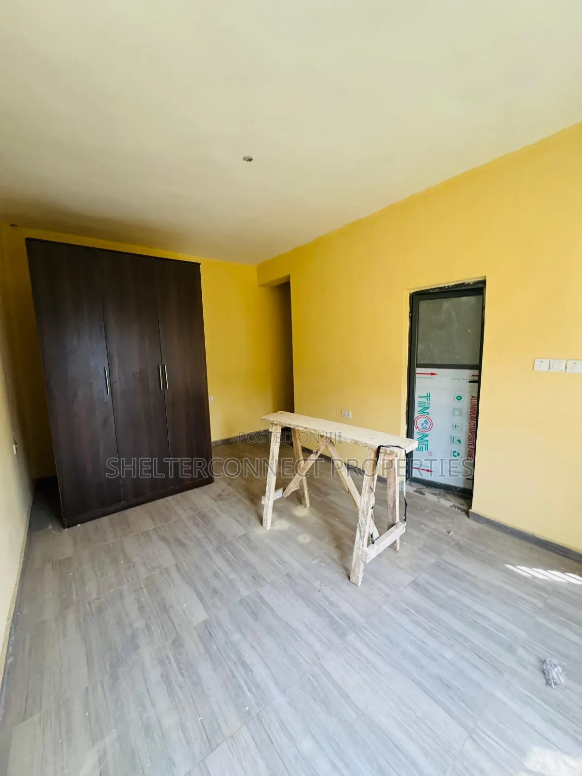 3bdrm Apartment in Osapa london for sale