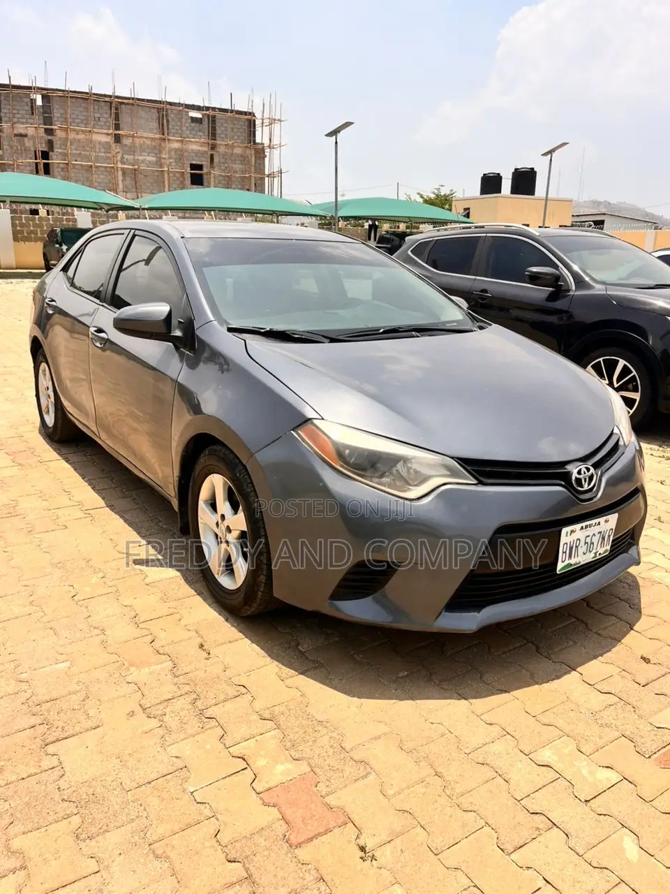 Toyota Corolla LE Premium 4dr Sedan (1.8L 4cyl CVT) 2015 Gray