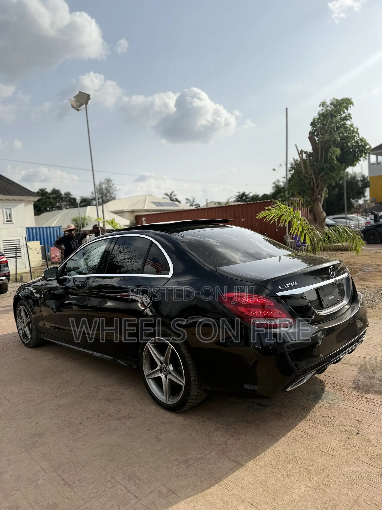 Mercedes-Benz C300 Base 4Matic Sedan AWD (2.0L 4cyl 7A) 2016 Black