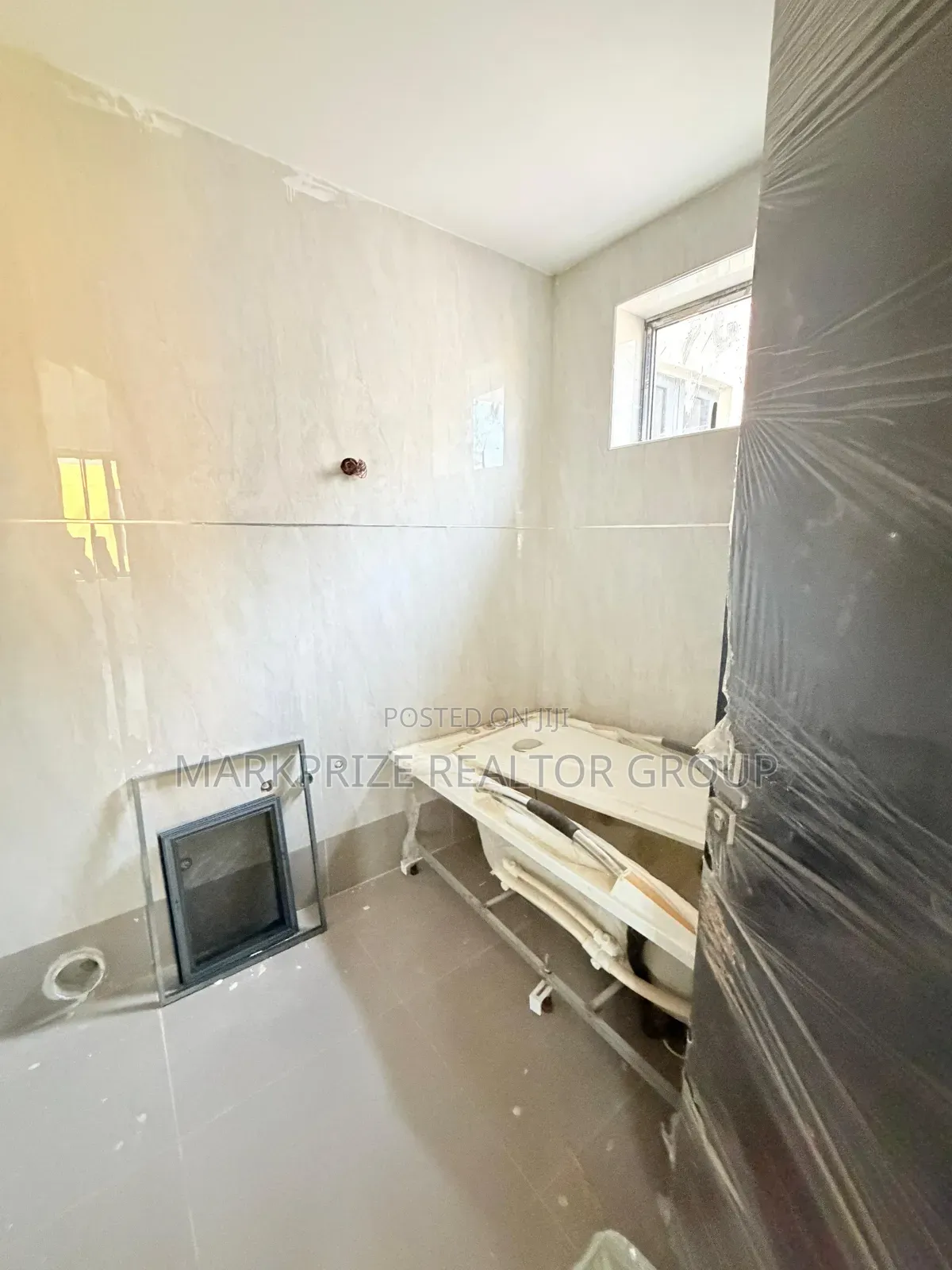 4bdrm Duplex in Adeniyi Jones Lagos for sale